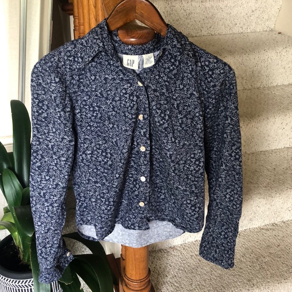 SOLD Gap Dainty Floral Button Down Cotton Long Sleeve - Picture 3 of 13